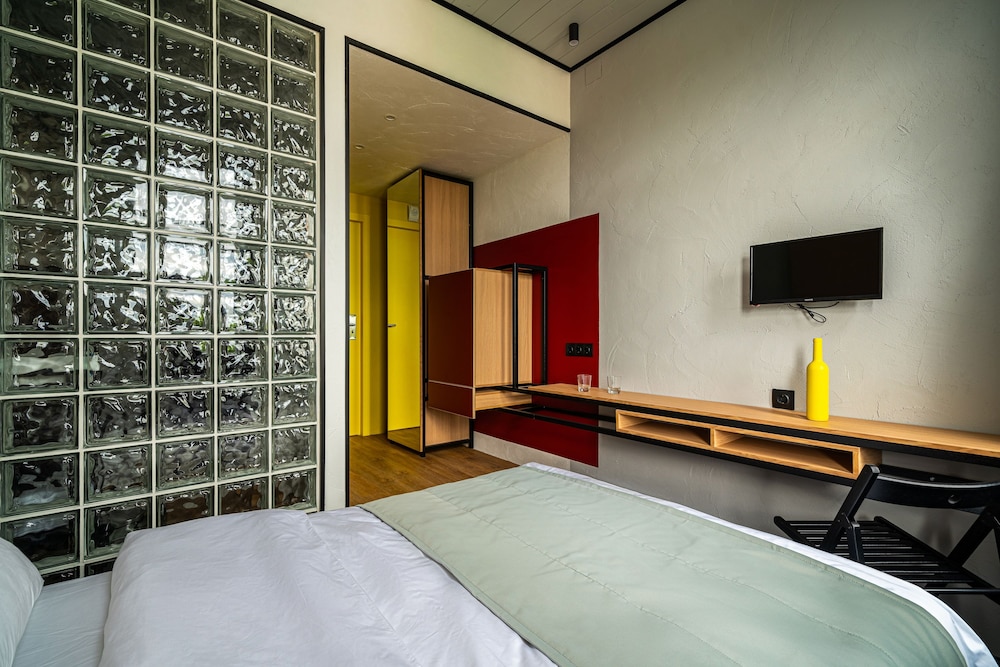 Standard Double Room, 1 Queen Bed, City View