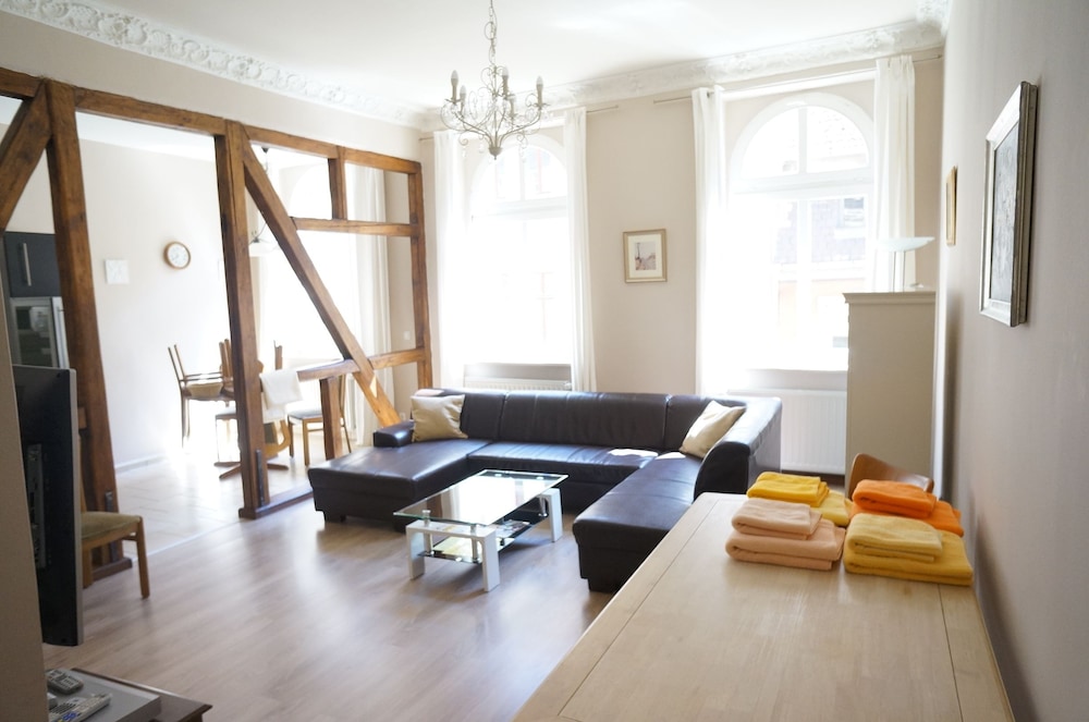 Deluxe Apartment, 2 Bedrooms, Balcony (Apt 2 - 74qm) photo 3