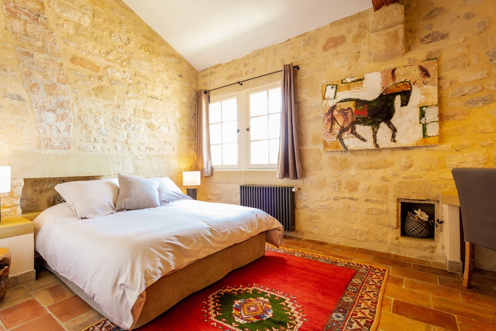Signature Room