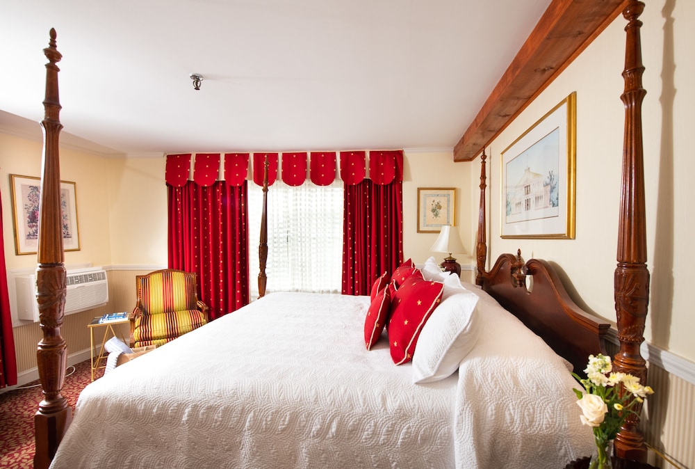 Deluxe Room, 1 King Bed (No Pets) - Photo 5
