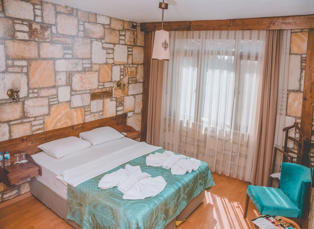 Standard Double Room photo 3