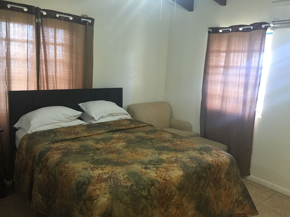 Basic Apartment, 1 Bedroom, Sea View - Photo 1