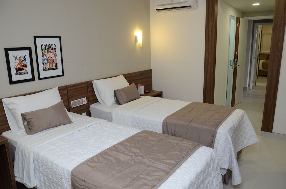 Luxury Single Room, 2 Twin Beds photo 2