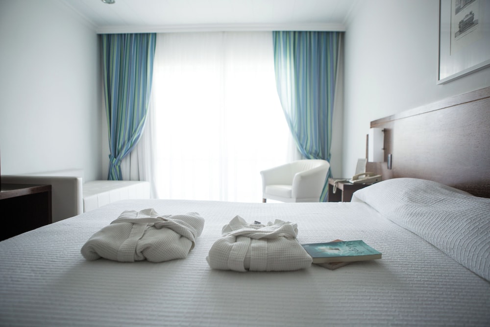 Suite - Photo 2