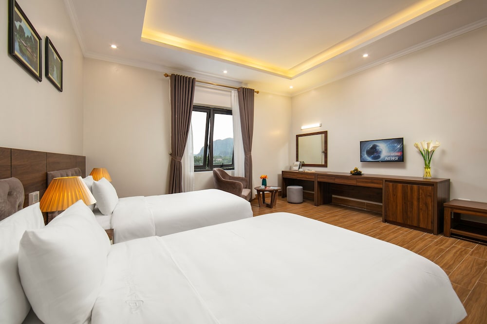 Deluxe Double or Twin Room photo 1