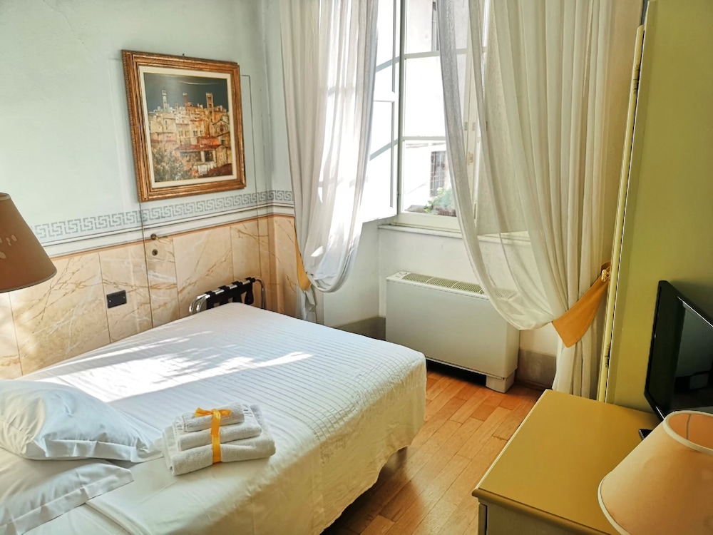 Basic Single Room photo 1