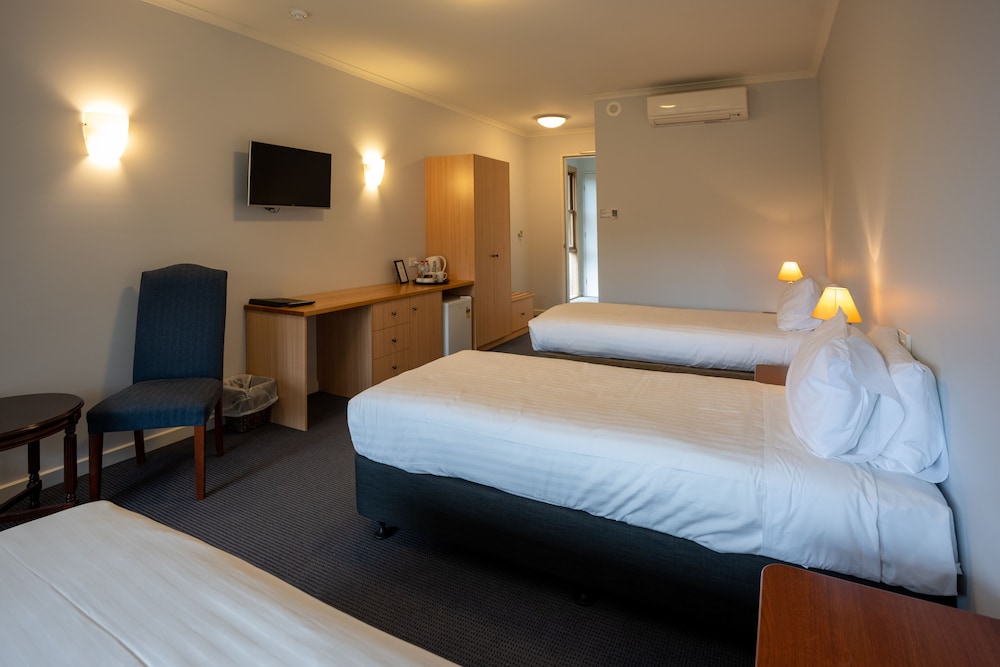 Standard Triple Room photo 3