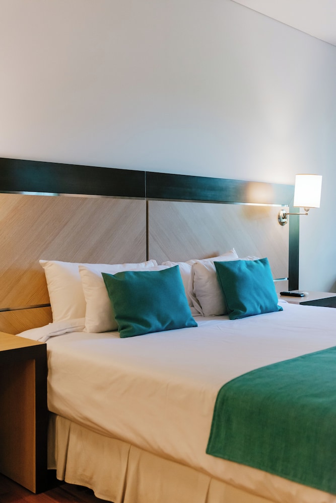 Executive Room - Photo 9