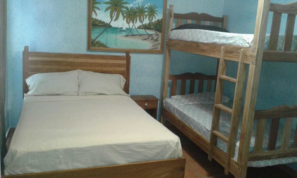 Basic Quadruple Room photo 1