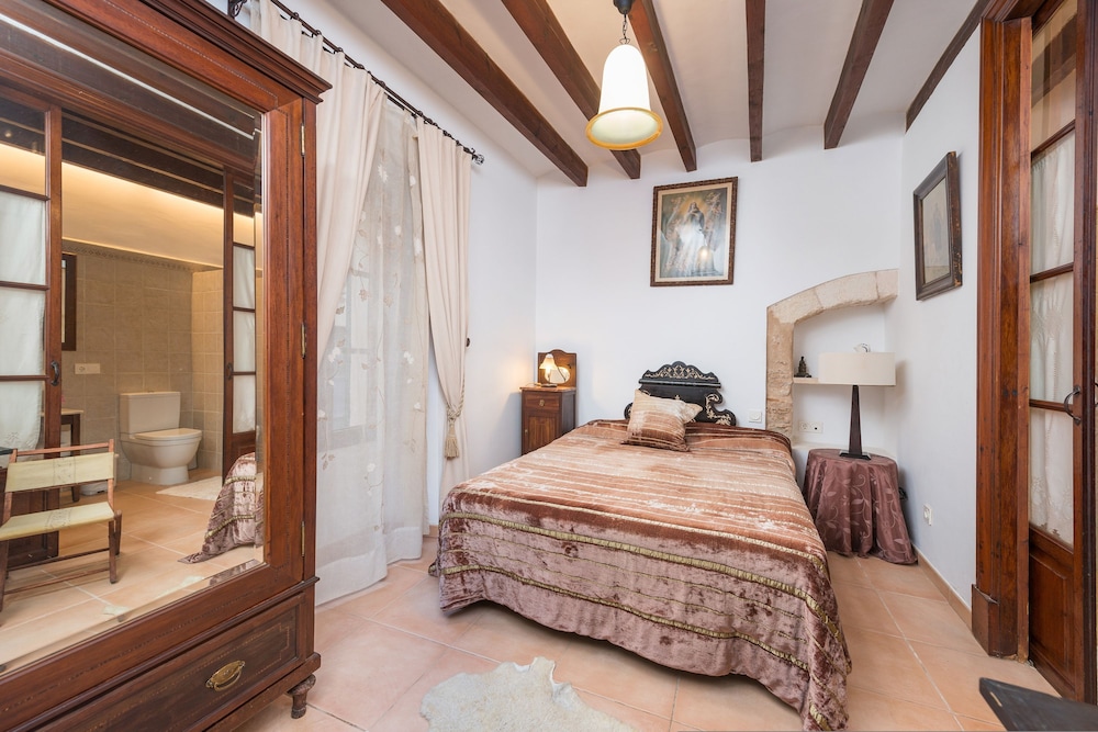 Villa photo 2