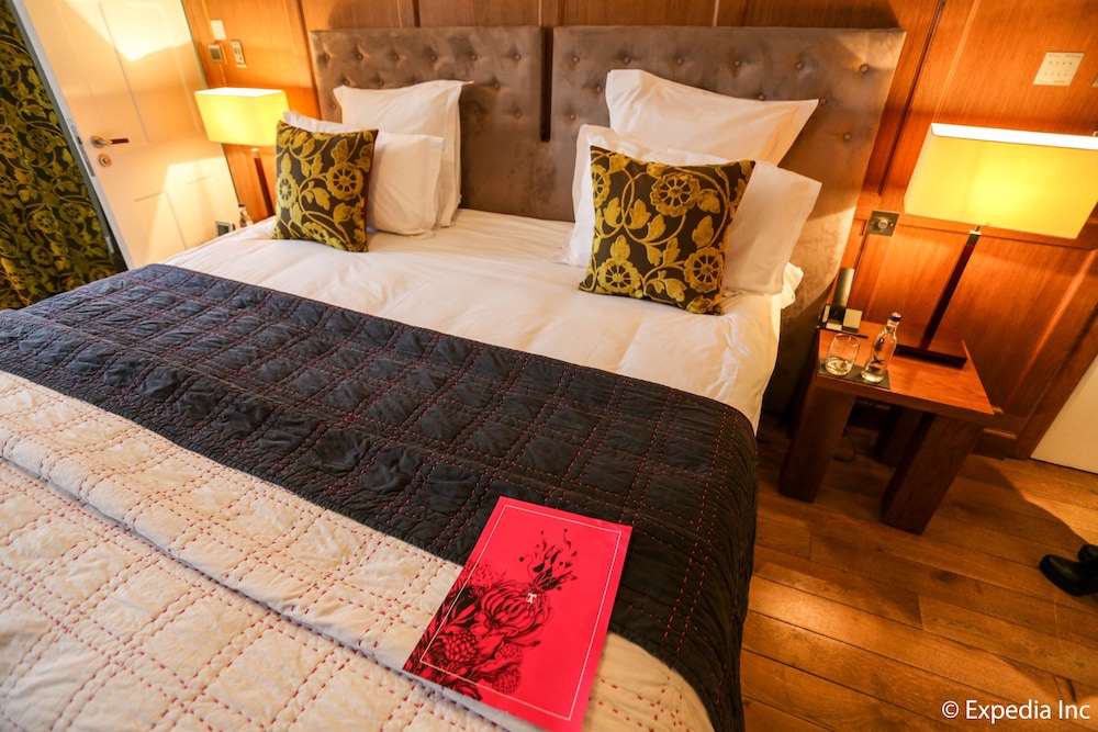 Georgian Mini Suite