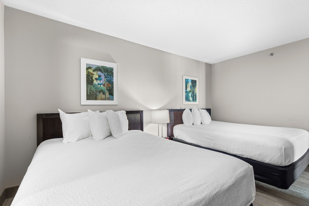 Standard Condo, 2 Bedrooms, Partial Ocean View photo 3