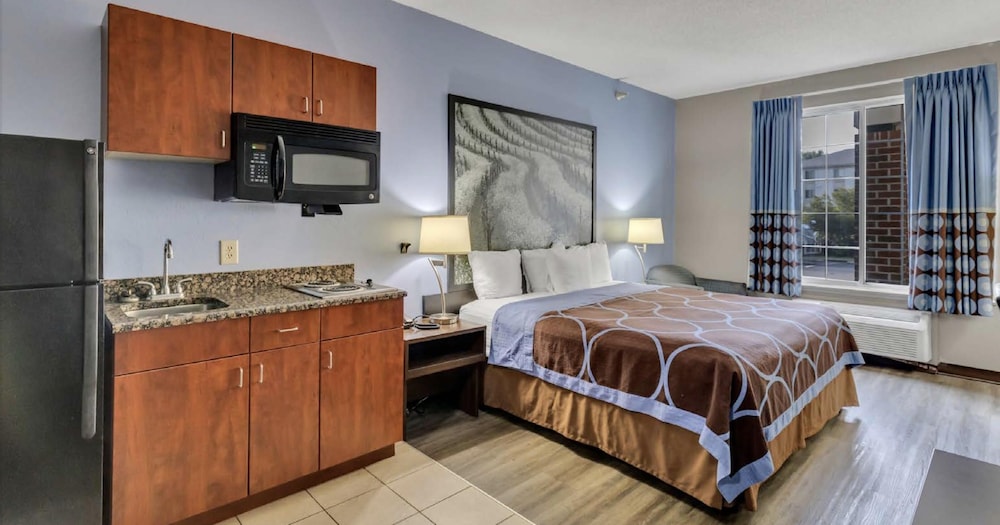 Room, 1 King Bed, Non Smoking (Efficiency) - Photo 1