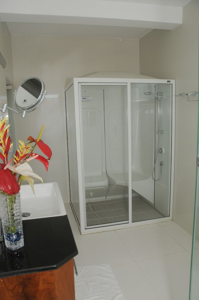 Deluxe Double Room, 1 Bedroom, Beach View, Beachfront photo 3