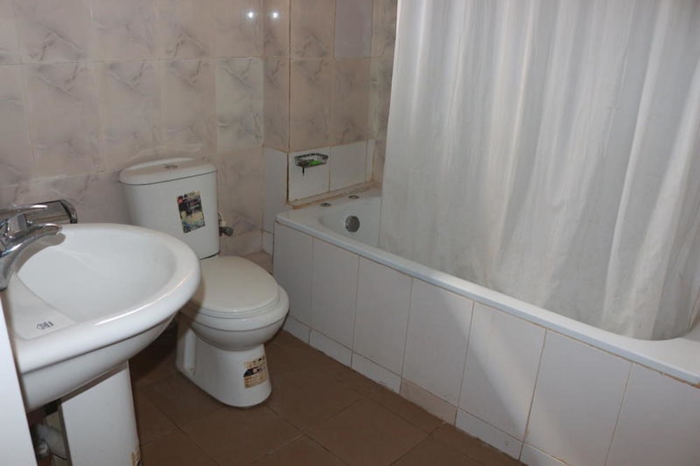 Royal Room (Royal) - Photo 2