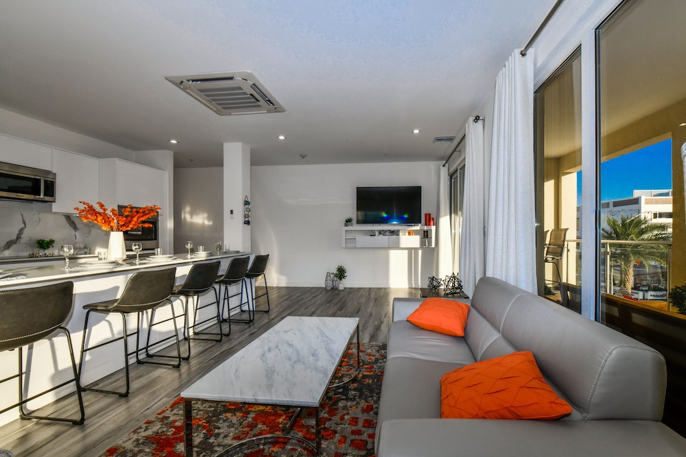 Apartment (2 Bedrooms) photo 3