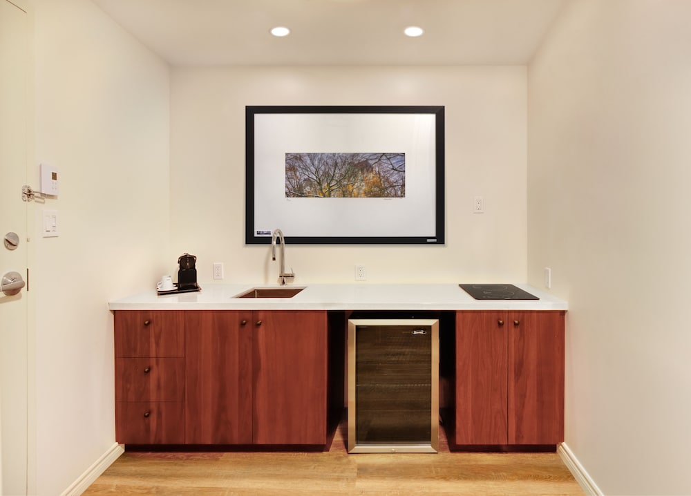 Signature Room