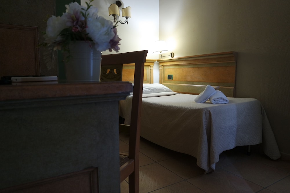 Single Room photo 1