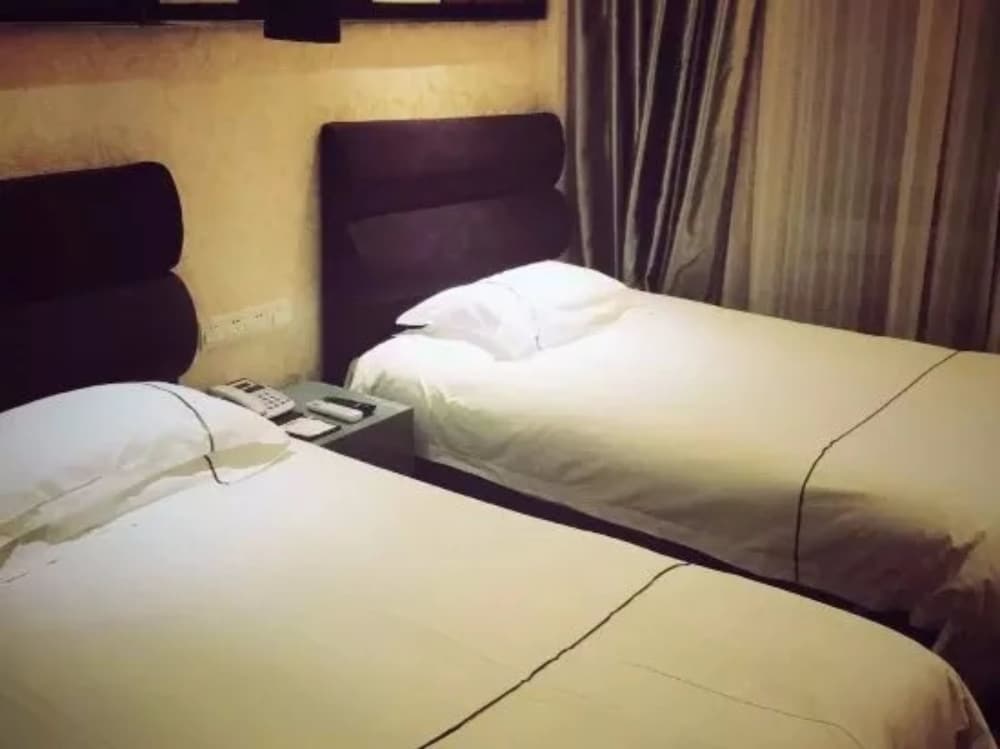 Deluxe Twin Room photo 1
