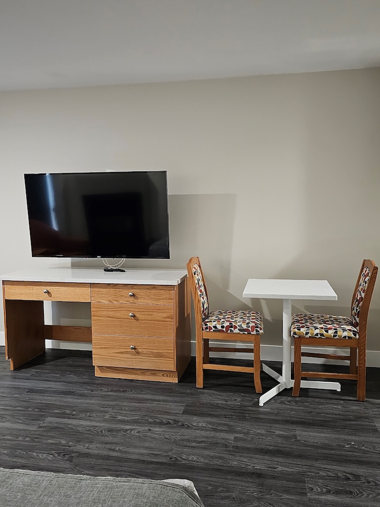 Studio, 1 Queen Bed, Fireplace photo 1