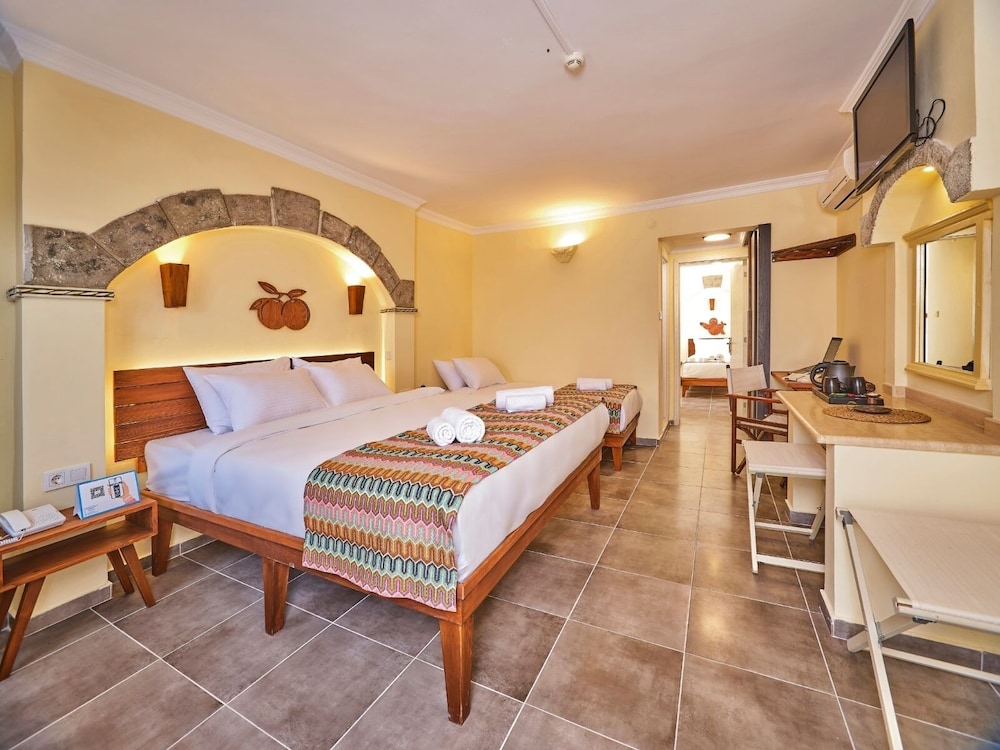 Superior Room, 2 Bedrooms, Garden View
