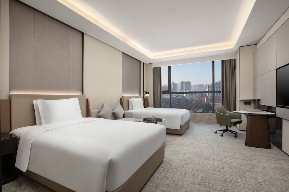 Premium Room, 2 Double Beds, Accessible - Photo 1