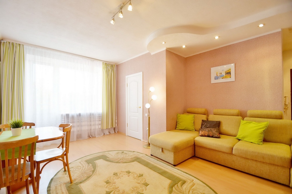 Apartment (Nezavisimosty prospect 52/4) photo 3