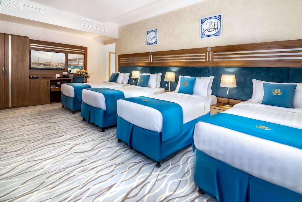 Standard Room, Multiple Beds (Haram View) - Photo 1