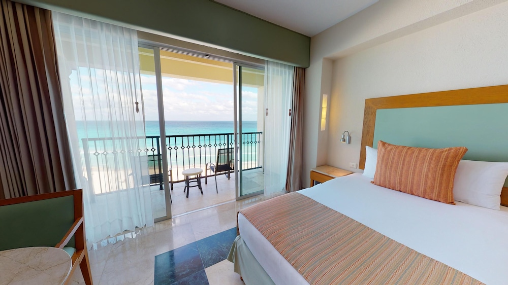 Premier Ocean Front Doble - Photo 1