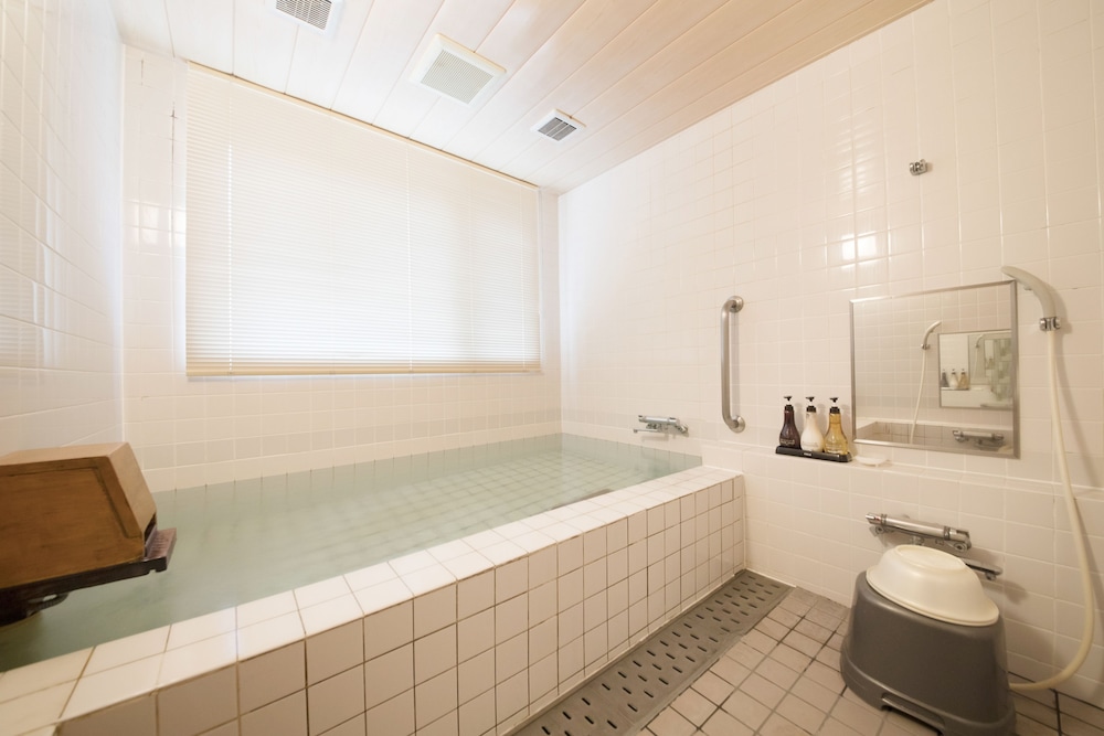 Cottage With Hot Spring, 5 People, Smoking photo 3