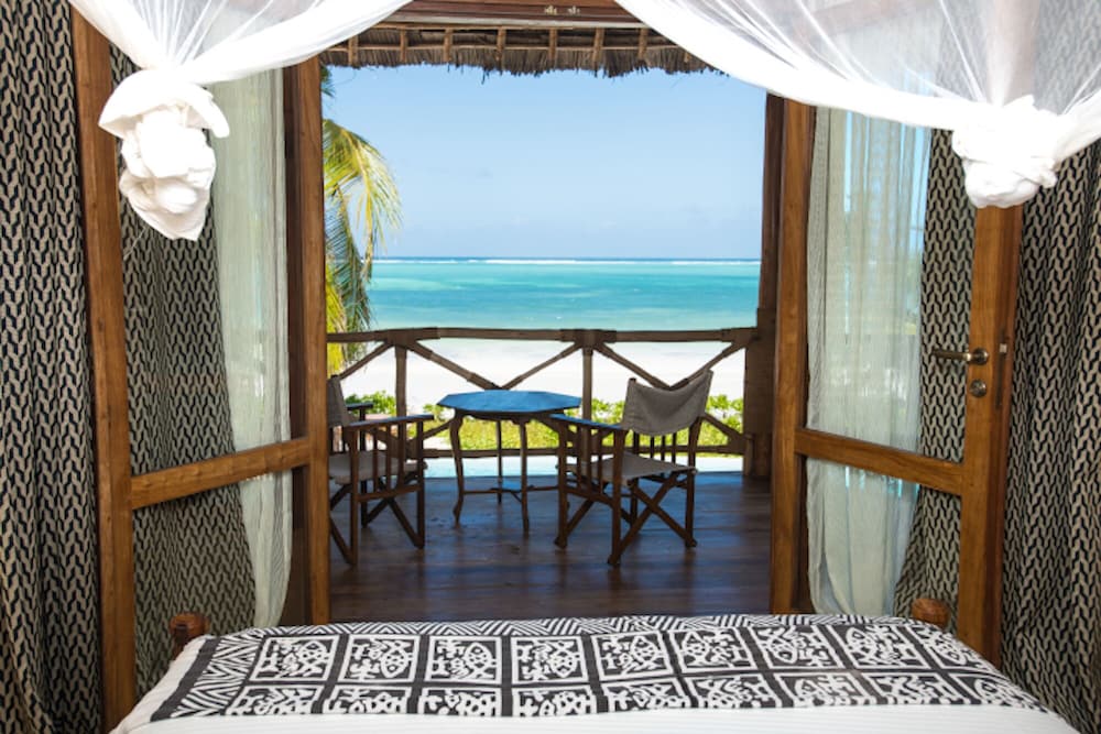 Deluxe Double Room, 1 Queen Bed, Ocean View photo 3