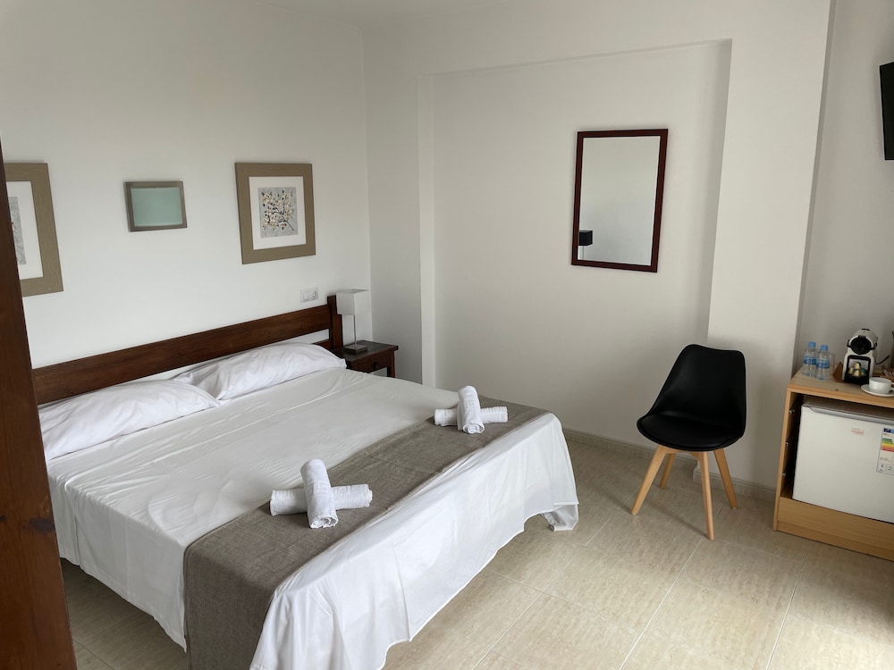Superior Double Room, 1 Queen Bed, Balcony - Photo 1