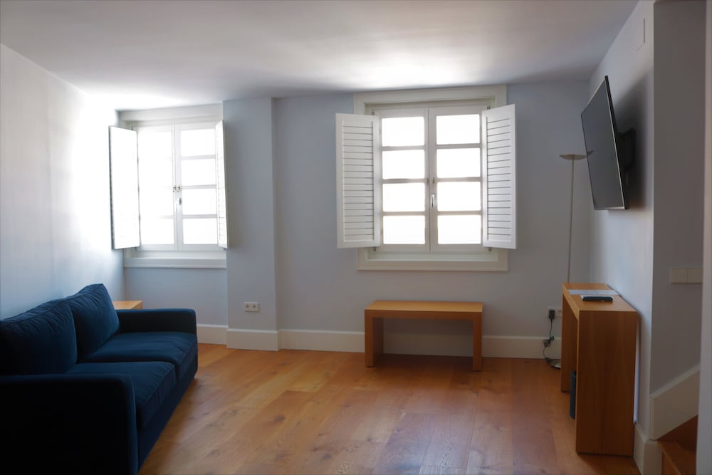 Grand Studio Suite - Photo 4
