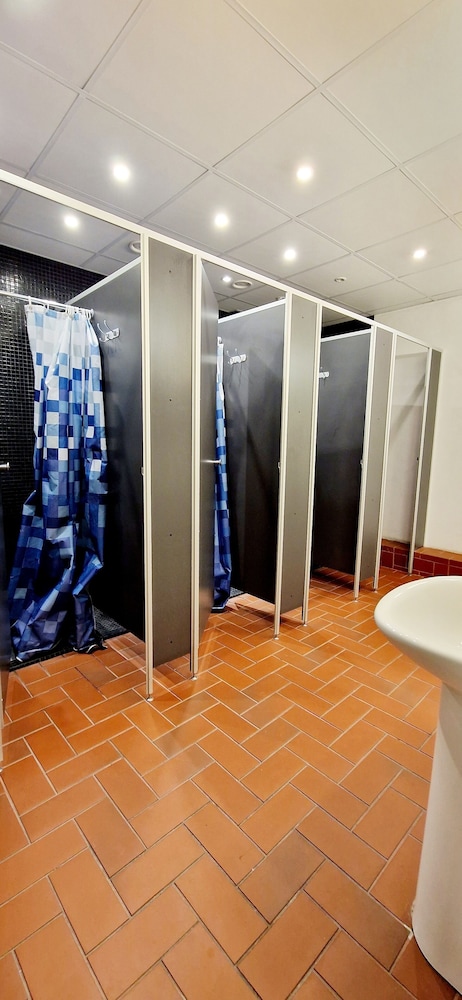 Shared Dormitory (1 Bed in 4-Bed Female Dormitory) photo 3