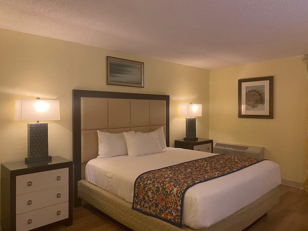 Standard Room - Photo 1