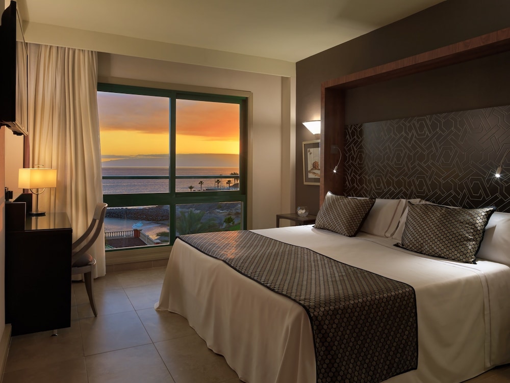Superior Suite, Sea View (3 adults)