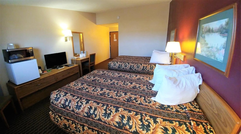 Double Room, 2 Queen Beds, Non Smoking - Photo 1