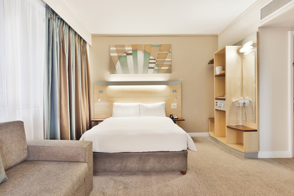 Standard Room, 1 Double Bed with Sofa bed, Smoking - Photo 3
