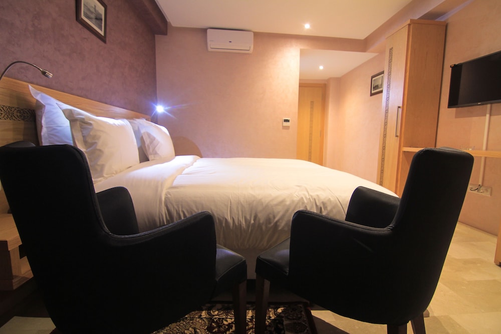 Royal Suite, Non Smoking photo 3