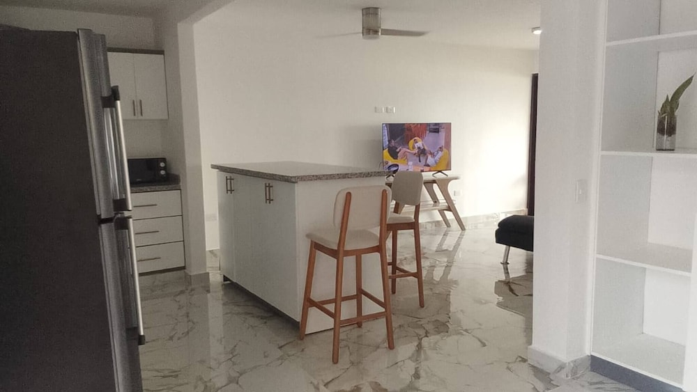 House, 3 Bedrooms, Accessible photo 2