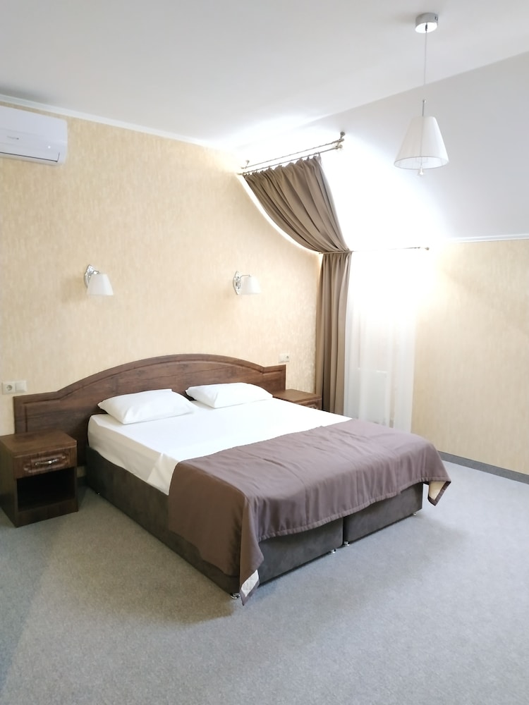 Superior Triple Room, Non Smoking photo 3
