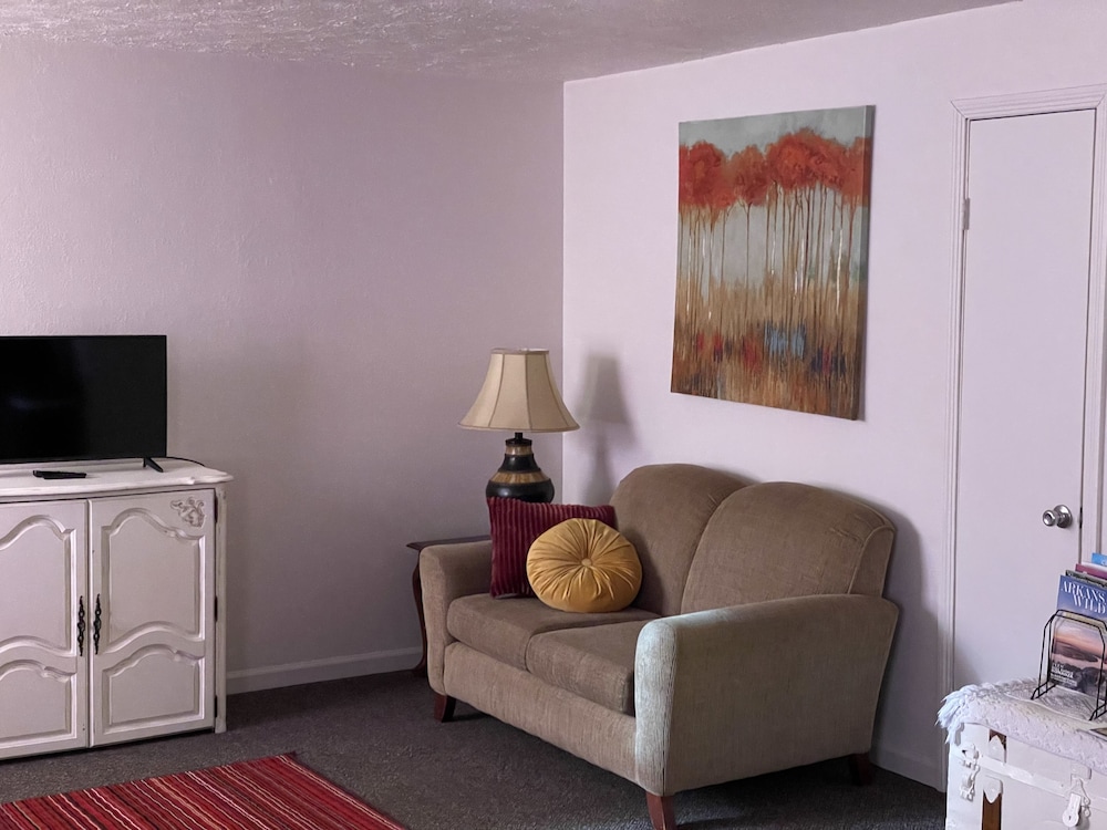 Family Apartment photo 2