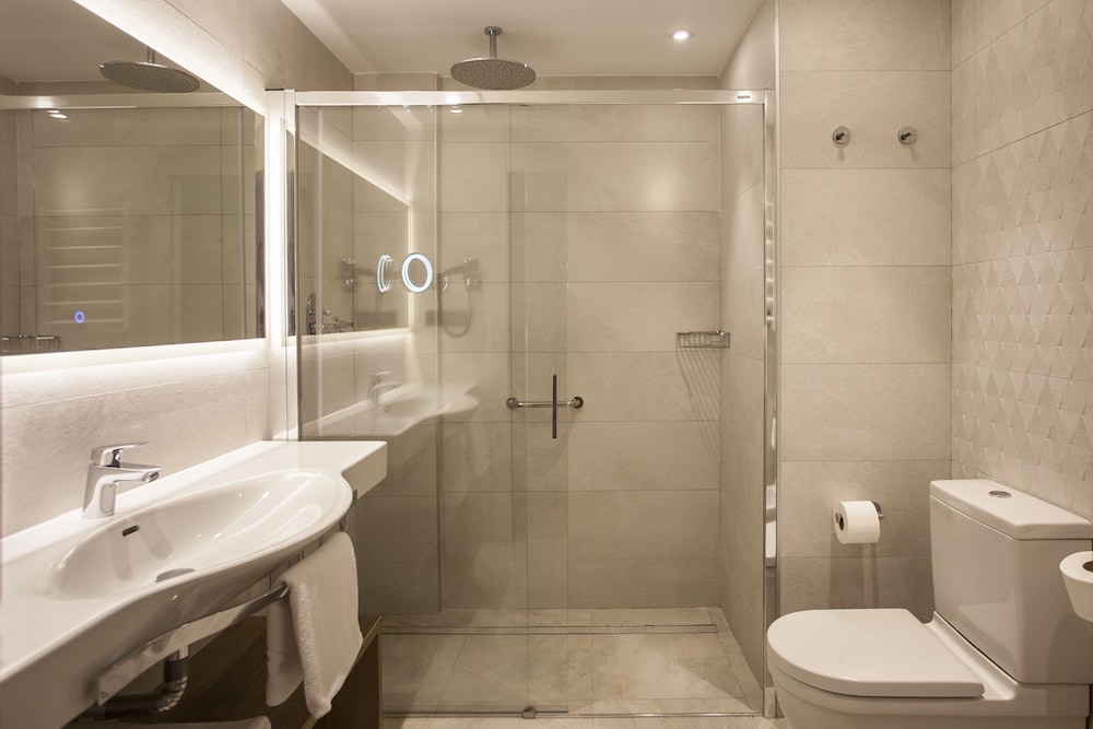 Double Room, Balcony, Pool View - Photo 2