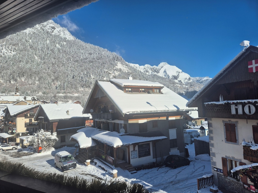 Triple Room, Balcony photo 2