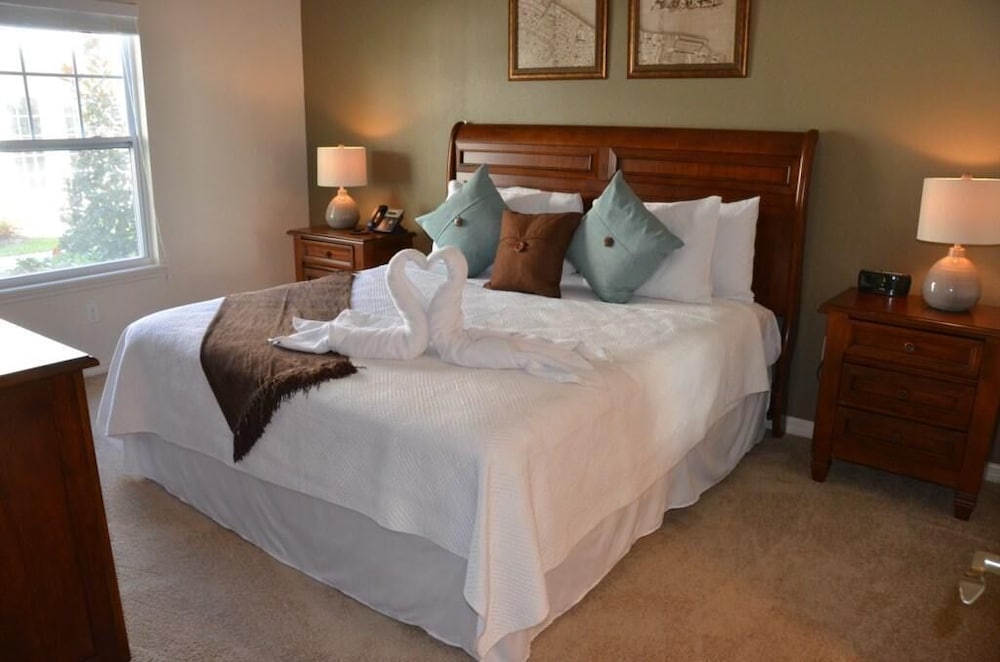 Apartment, Multiple Beds (Lucaya 3 Bedroom 2 Bath Townhome with)
