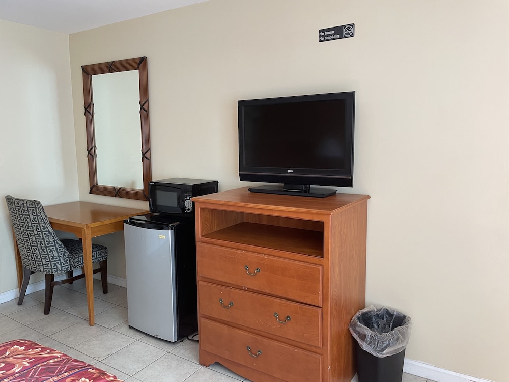 Superior Room, 1 Queen Bed - Photo 6