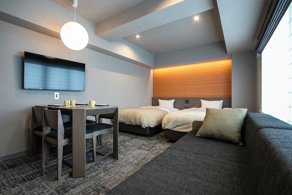 Standard with 3beds, Non Smoking - Photo 1