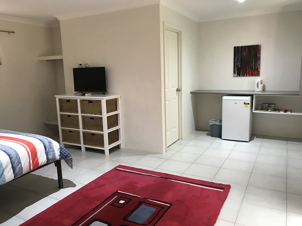 Premier Suite, 1 Queen Bed (Honeyeater Suite) photo 2