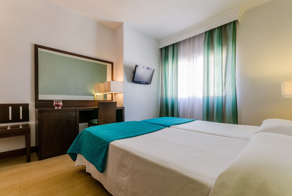 Double Room - Photo 2