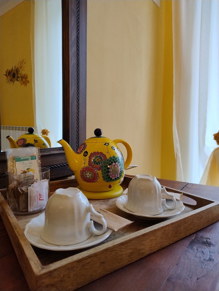 Traditional Double Room, Balcony, Partial Lake View photo 2